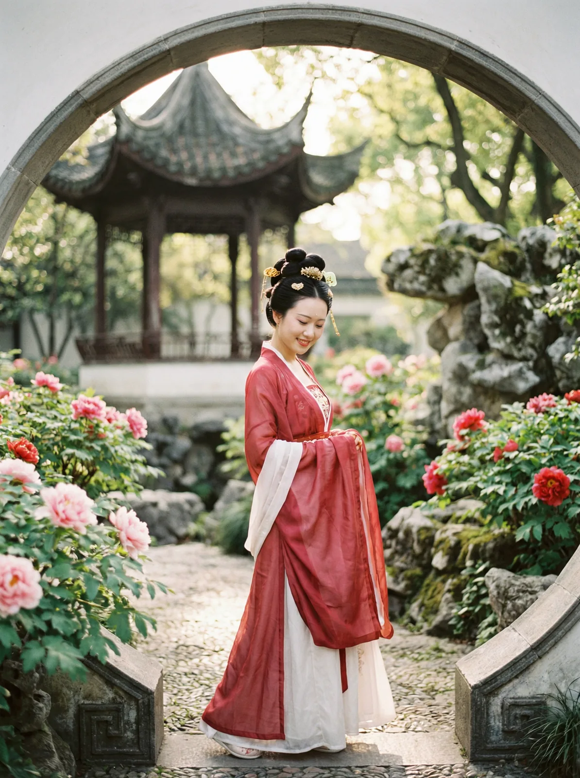 集芳阁 - 月下牡丹亭汉服写真集